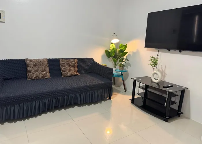 Comfy 1br Across International Airport Apartamento *